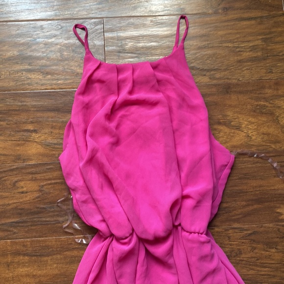 Spring Dress 🌷 - Picture 7 of 9